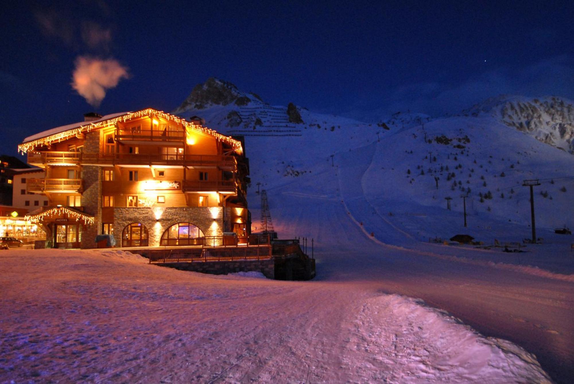 Hotel Le Levanna By Les Etincelles Tignes Eksteriør bilde