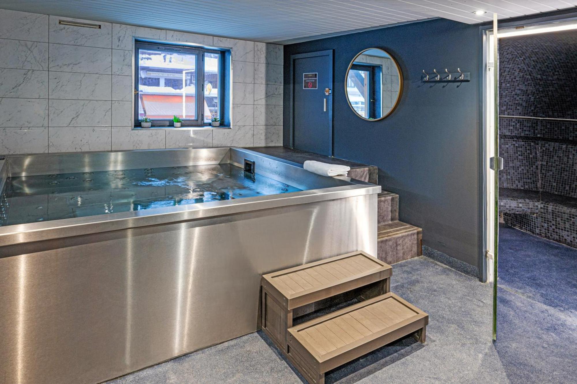 Hotel Le Levanna By Les Etincelles Tignes Eksteriør bilde